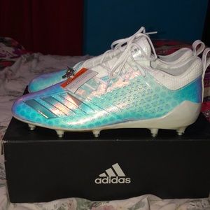 Brand new football cleats lmk